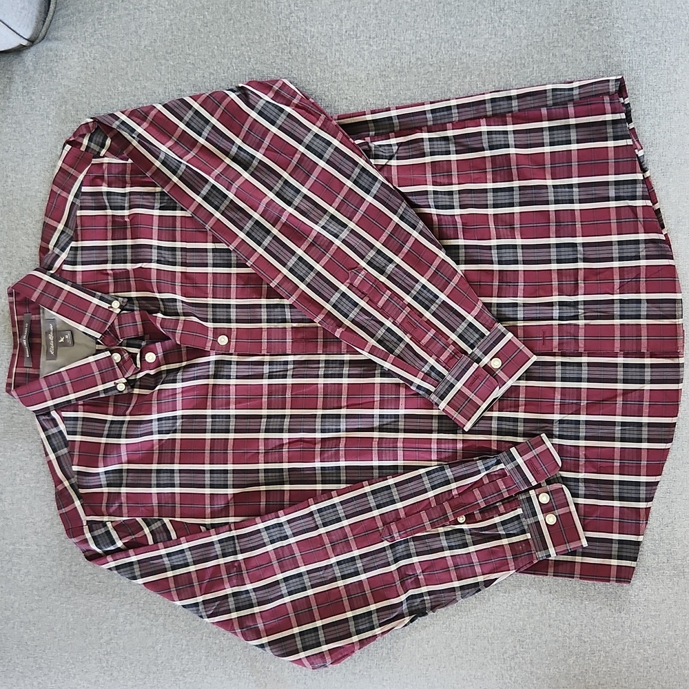 Eddie Bauer men's size medium red and grey button-up shirt